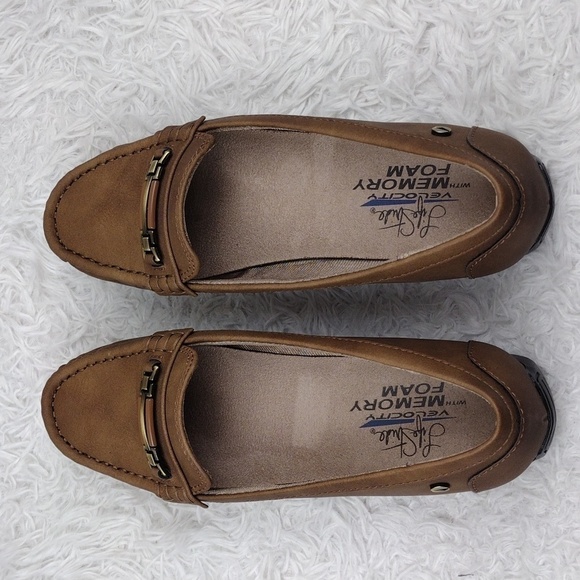 Life Stride Velocity Tan Faux Leather Almond Toe Low Wedged Heel Slip On Loafer - Picture 5 of 16